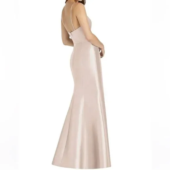 Alfred Sung Bridesmaid Dress cameo-12 - Picture 1 of 6